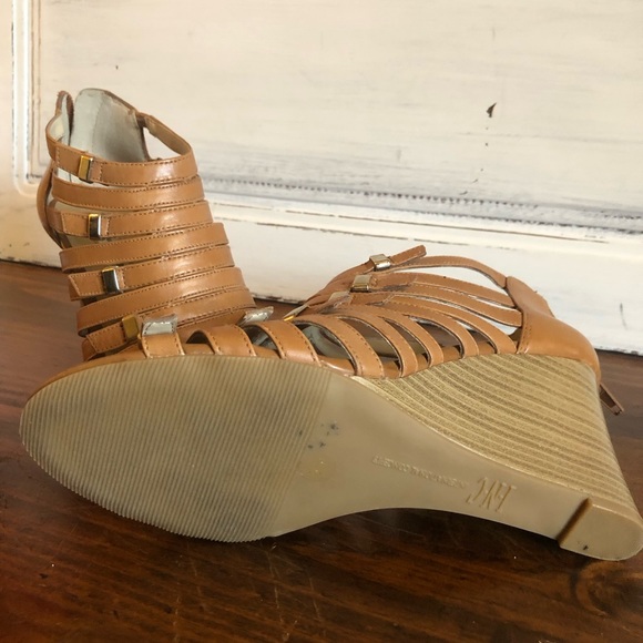 INC International women’s shoes - Picture 4 of 7